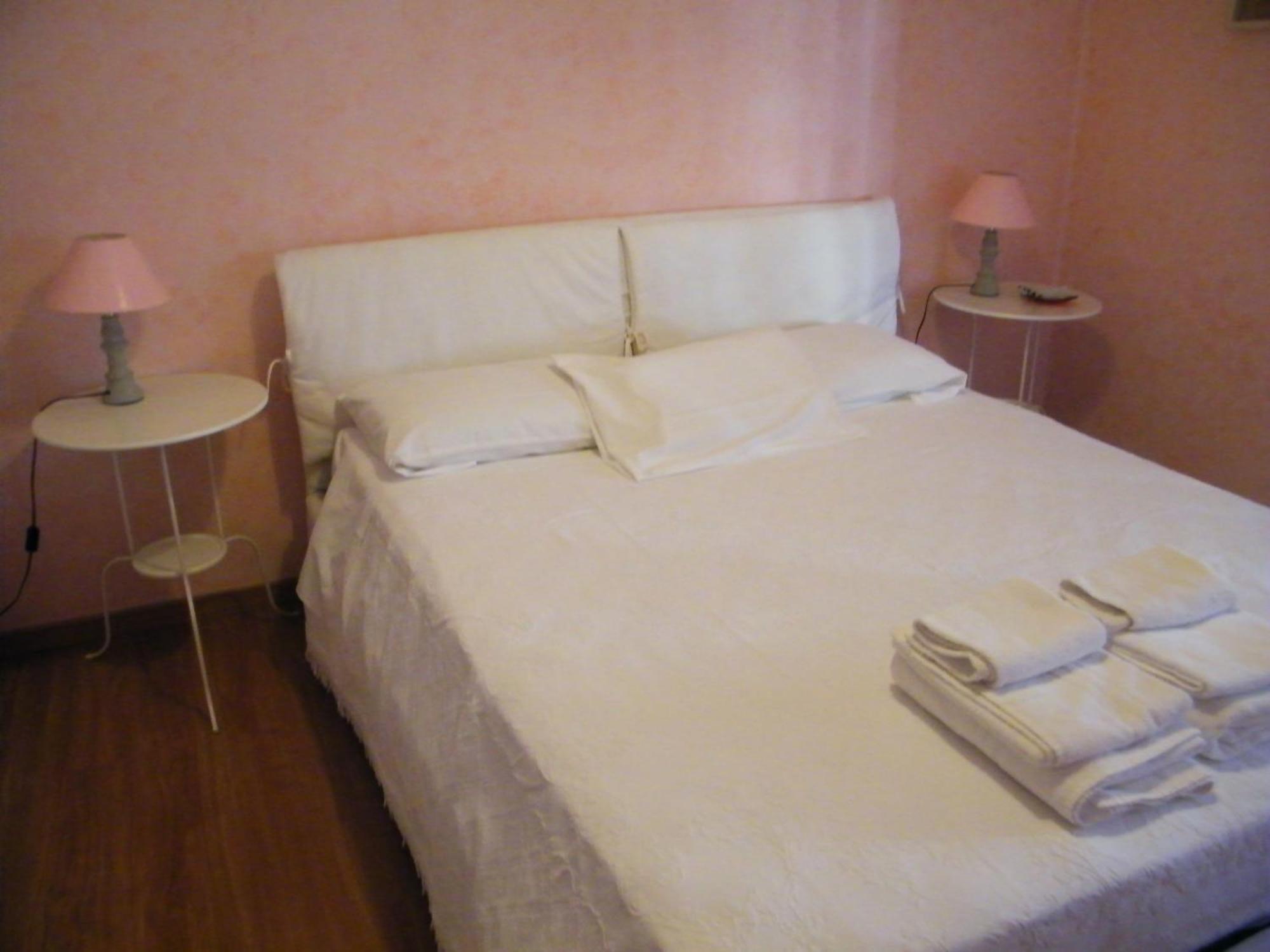Appartamento Vacanze I Provenzali Bordighera Δωμάτιο φωτογραφία